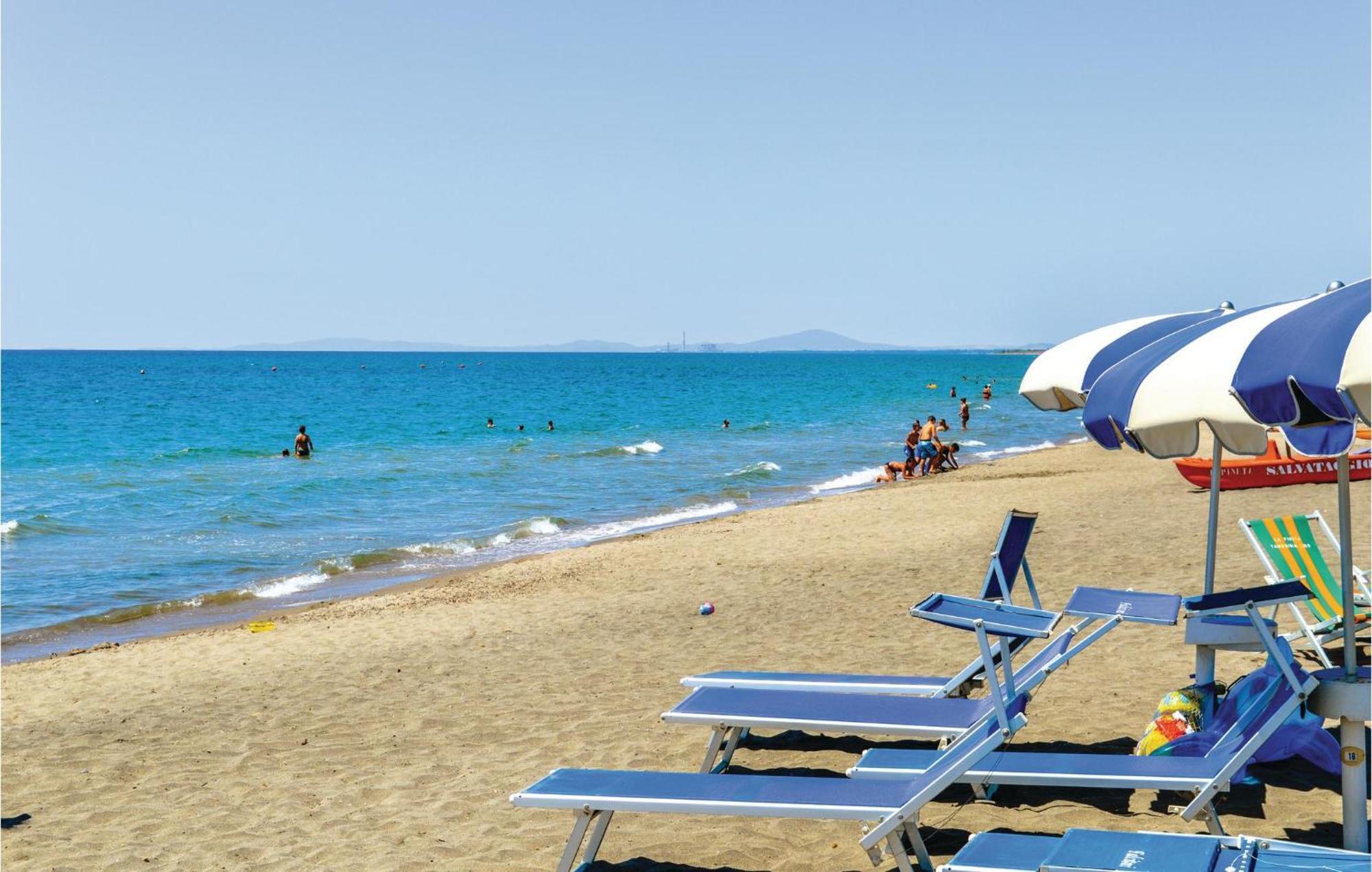Gorgeous Apartment In Ladispoli Rm With Wifi Buitenkant foto